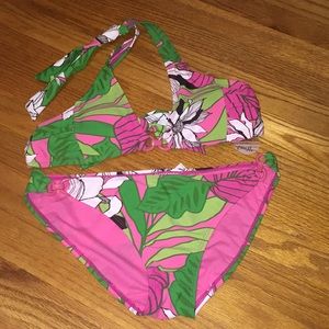 Old Navy 2-piece. New with tags.